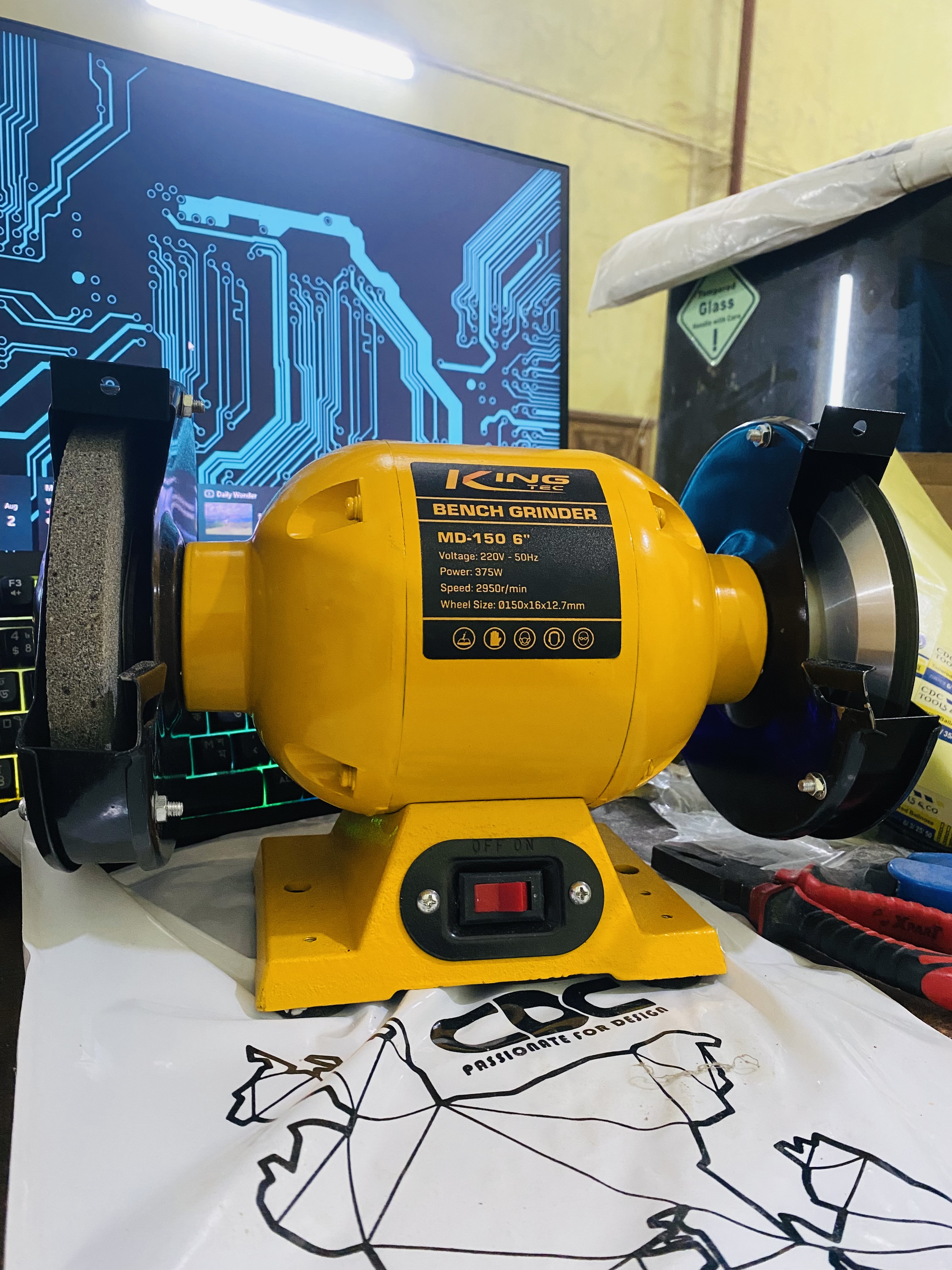 Bench Grinder with diamond wheel